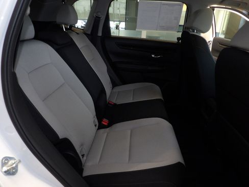 Used 2024 Honda CR-V EX image 18