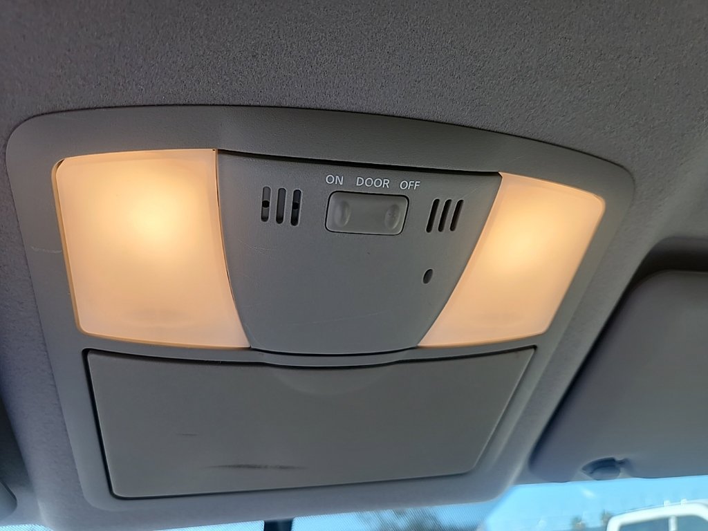 Used 2015 Nissan Rogue S w/ Convenience Package FWD image 24