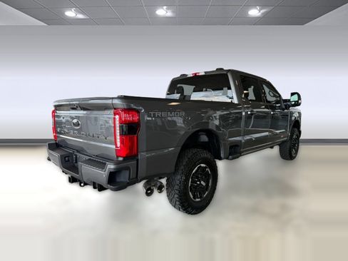 Used 2026 Ford F350 Lariat w/ Tremor Off-Road Package AWD/4WD image 9