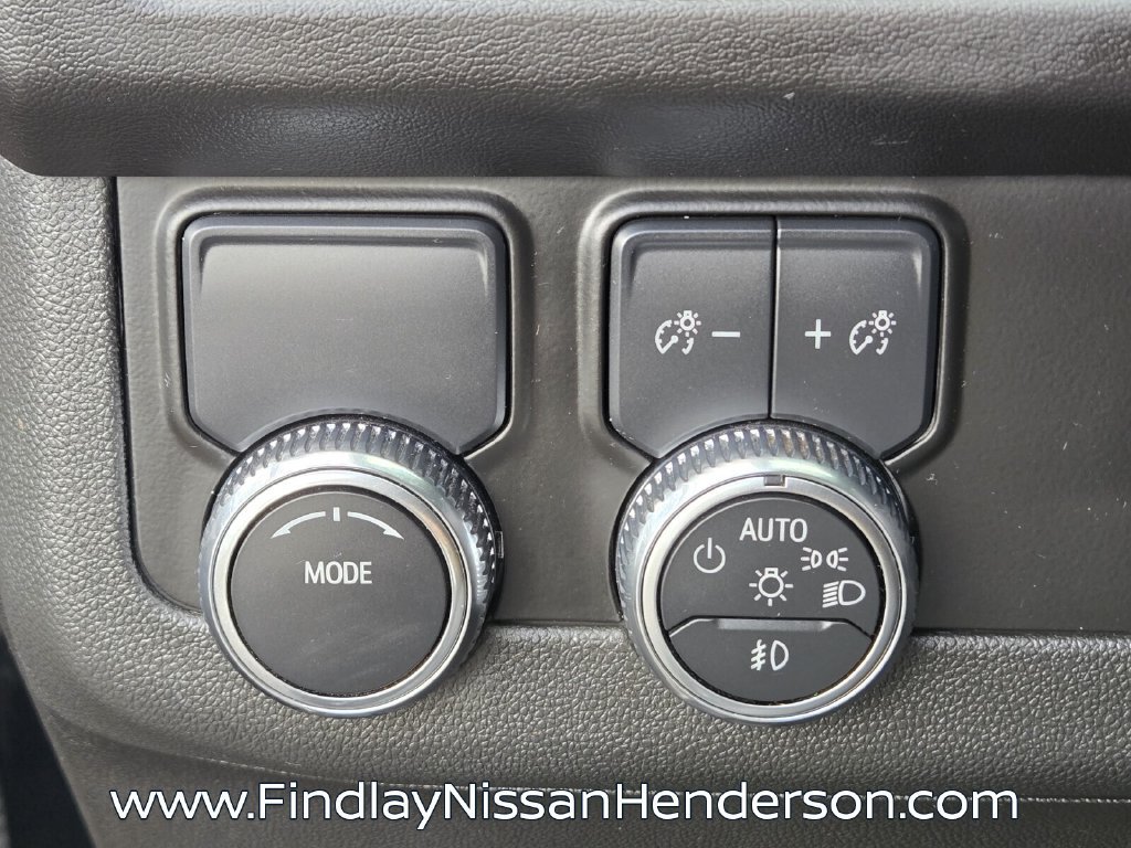 Used 2023 GMC Yukon SLE RWD image 25