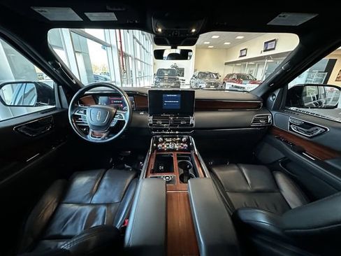 Certified 2022 Lincoln Navigator Reserve image 15