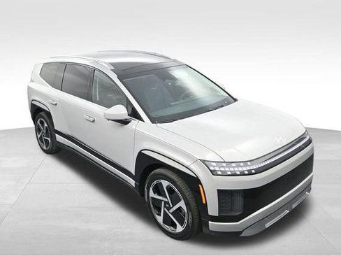 New 2026 Hyundai Ioniq 9 Limited image 24