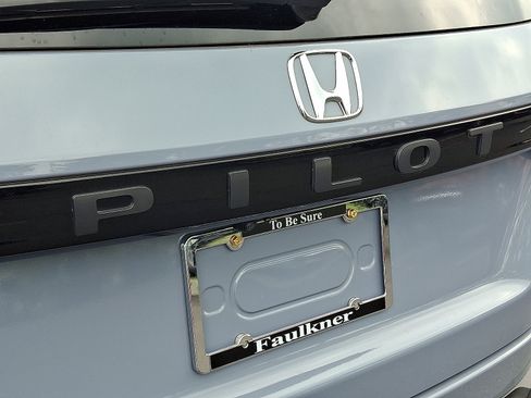 Certified 2024 Honda Pilot Elite image 35