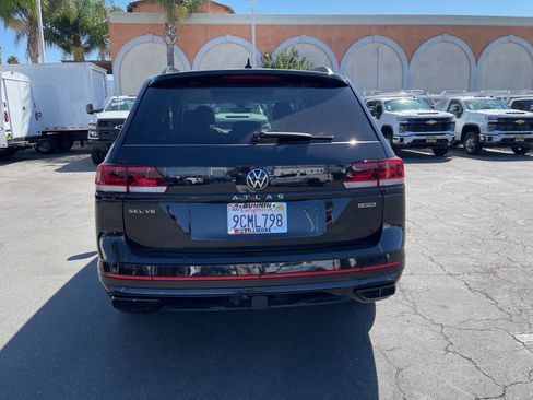 Used 2022 Volkswagen Atlas SEL R-Line image 7