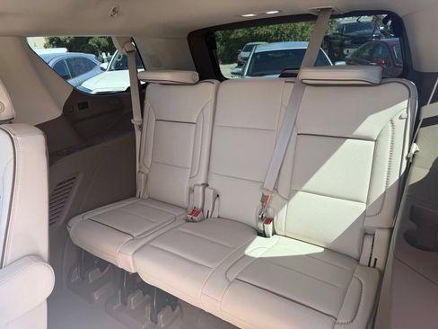 Used 2024 GMC Yukon Denali w/ Max Trailering Package AWD/4WD image 13