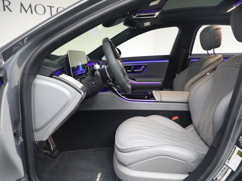 Used 2025 Mercedes-Benz S 63 AMG S image 13