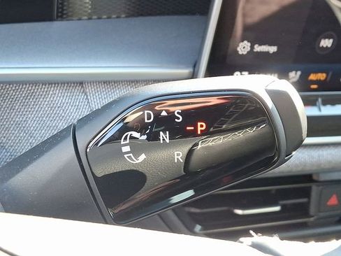 Certified 2025 Volkswagen Tiguan S w/ 18" Wheel Package image 21