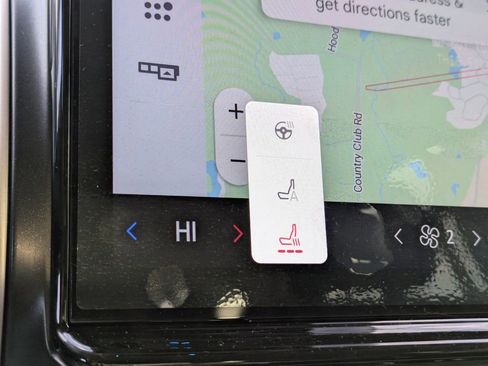 New 2025 Ford Expedition Active image 29