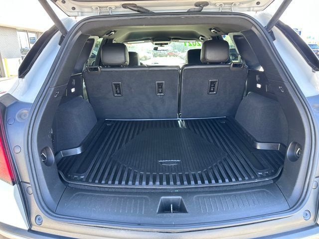 Used 2021 Cadillac XT5 Luxury w/ LPO, Floor Liner Package FWD image 7