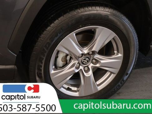 Used 2025 Toyota RAV4 XLE image 8