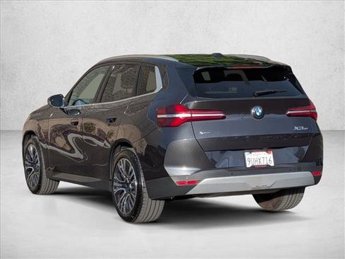 Used 2025 BMW X3 xDrive30i w/ Premium Package image 8