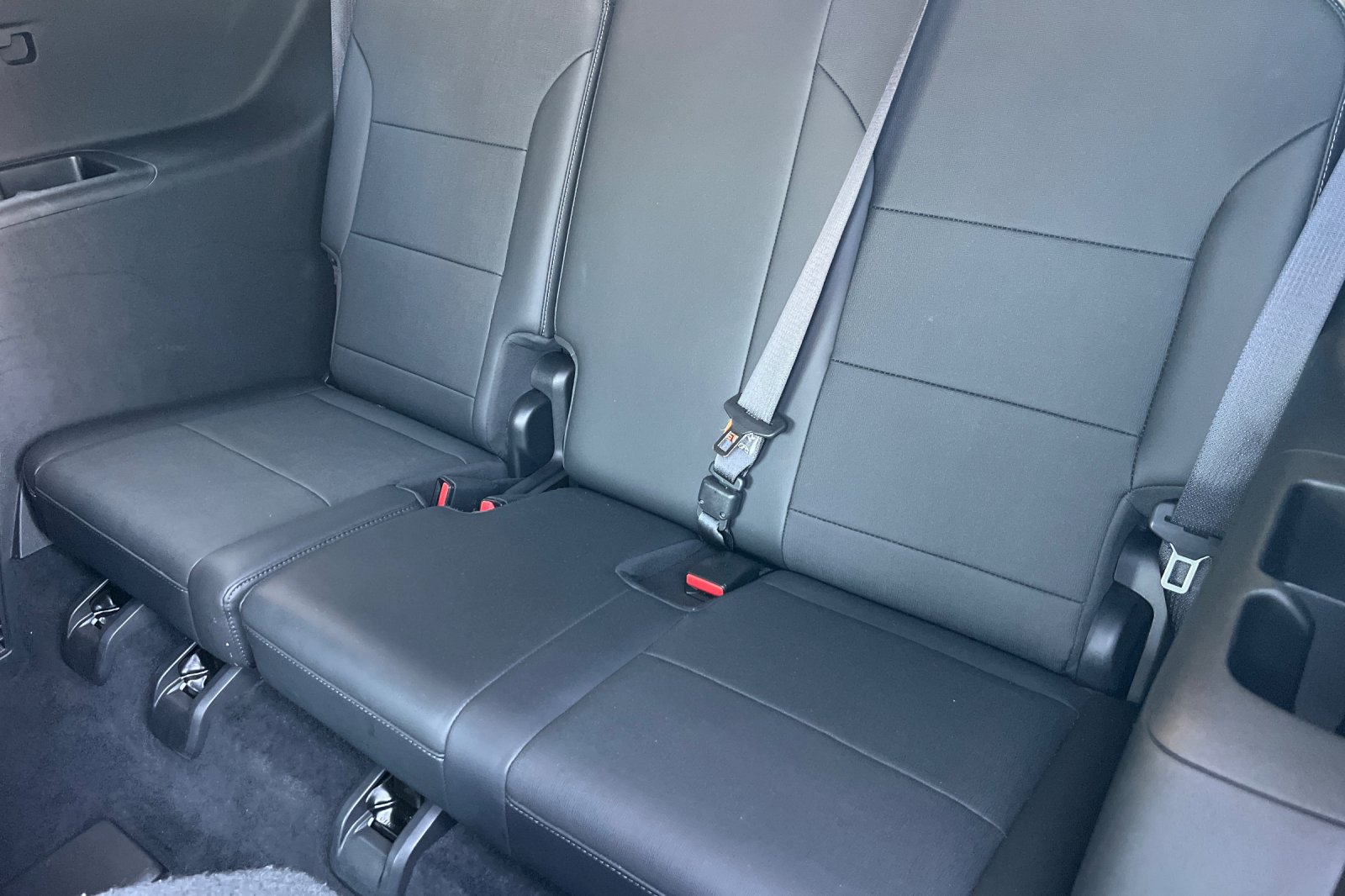 Used 2025 Buick Enclave Preferred FWD image 20