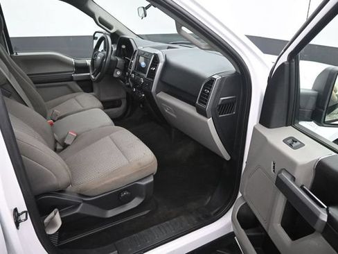 Used 2019 Ford F150 XLT w/ Trailer Tow Package AWD/4WD image 9