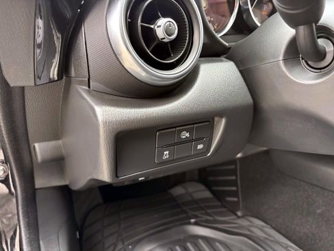 Used 2025 MAZDA MX-5 Miata RF Grand Touring image 14