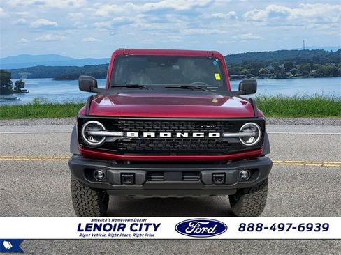 New 2025 Ford Bronco Badlands image 2