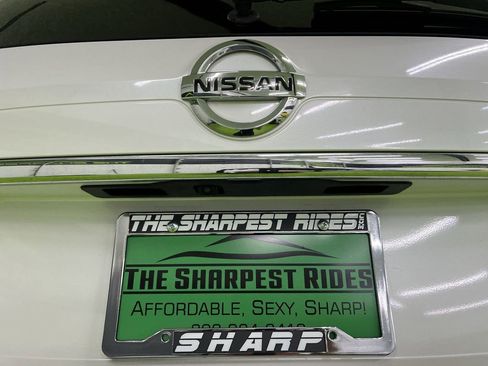 Used 2018 Nissan Rogue SV image 13