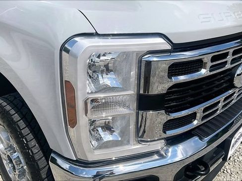 Used 2025 Ford F250 XLT AWD/4WD image 27
