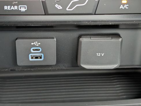 New 2026 Ford F350 XL w/ XL Chrome Package image 17