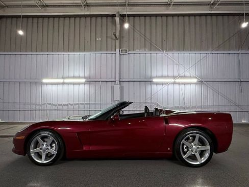 Used 2006 Chevrolet Corvette Convertible w/ Preferred Equipment Group image 29