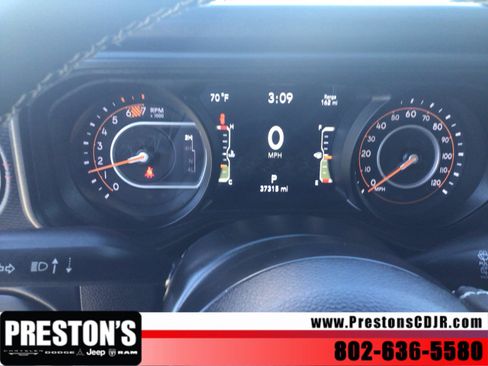 Used 2025 Jeep Wrangler Unlimited Rubicon AWD/4WD image 14