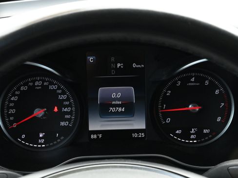 Used 2016 Mercedes-Benz GLC 300 4MATIC image 17