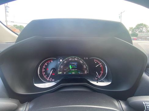Used 2024 Toyota RAV4 XLE w/ Convenience Package AWD/4WD image 16