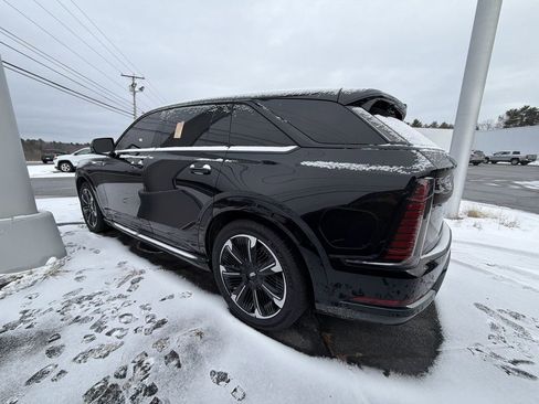 Used 2025 Cadillac Escalade IQ Sport 2 AWD/4WD image 17
