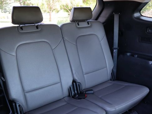 Used 2013 Hyundai Santa Fe Limited w/ Technology Pkg AWD/4WD image 22