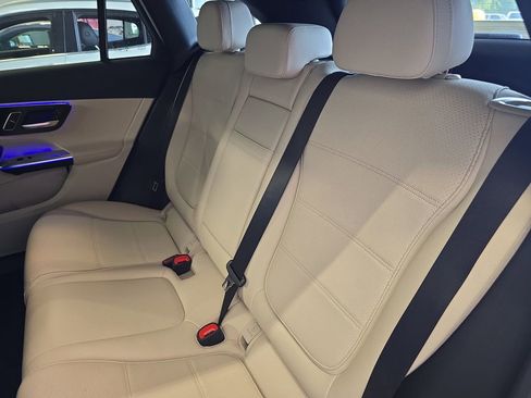 Certified 2025 Mercedes-Benz GLC 350e 4MATIC image 17