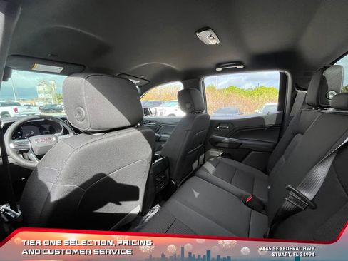 New 2026 GMC Canyon Elevation image 14