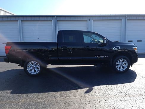 Used 2024 Nissan Titan SV w/ SV Convenience Package image 6