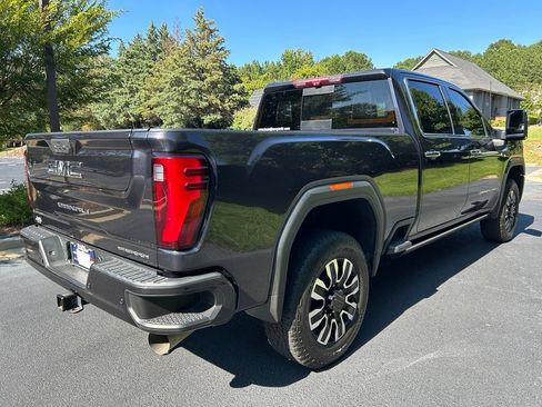 Used 2024 GMC Sierra 2500 Denali Ultimate AWD/4WD image 27