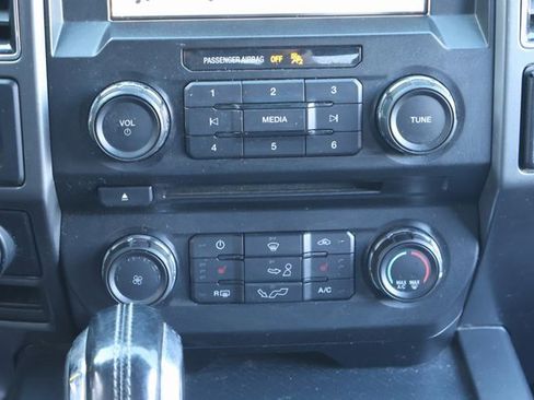 Used 2018 Ford F150 XLT w/ Equipment Group 302A Luxury image 16