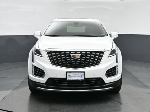 Used 2024 Cadillac XT5 Premium Luxury image 2