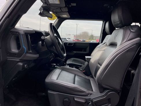 Used 2021 Ford Bronco Black Diamond AWD/4WD image 19