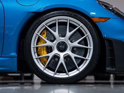 Used 2024 Porsche 718 Boxster Spyder RS RWD image 16