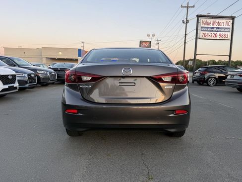 Used 2016 MAZDA MAZDA3 i Sport w/ Preferred Equipment Package FWD image 5