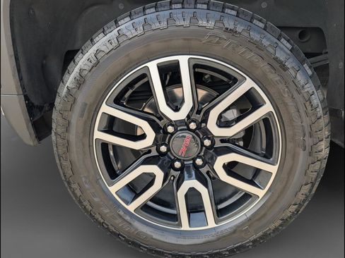 Used 2023 GMC Sierra 1500 AT4 w/ AT4 Premium Package AWD/4WD image 25