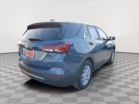 Used 2024 Chevrolet Equinox LT image 3