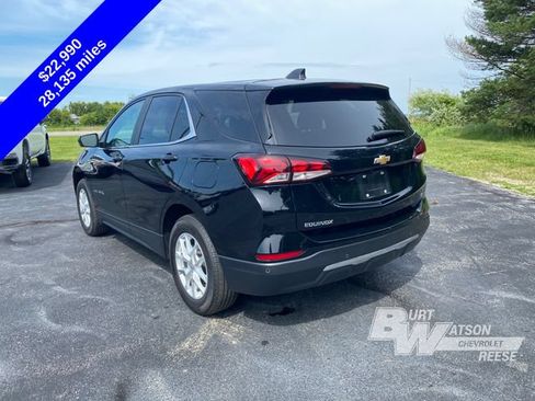Used 2024 Chevrolet Equinox LT w/ LPO, Floor Liner Package FWD image 7