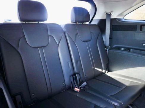 Certified 2023 Kia Sorento X-Line EX image 39