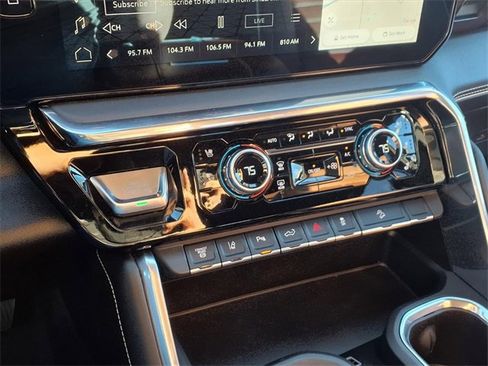 Used 2024 GMC Sierra 2500 Denali Ultimate image 39