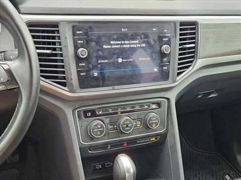 Used 2019 Volkswagen Atlas SE FWD image 13
