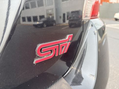 Used 2019 Subaru WRX STI AWD/4WD image 10