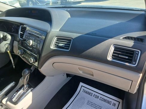 Used 2013 Honda Civic LX image 15