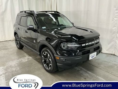 Used 2023 Ford Bronco Sport Outer Banks w/ Tech Package image 1