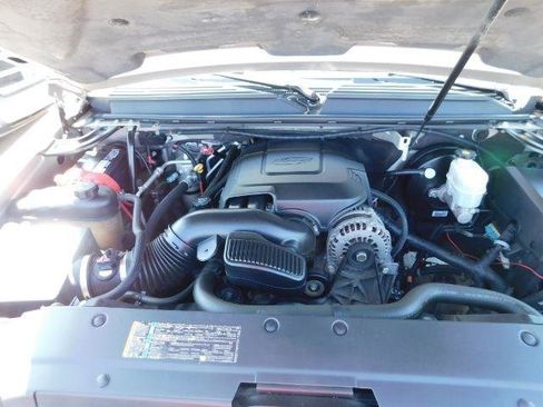 Used 2008 Chevrolet Tahoe LS image 17