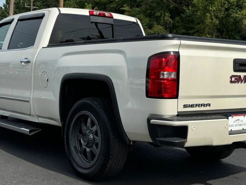 Used 2014 GMC Sierra 1500 Denali AWD/4WD image 4