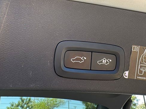 Used 2019 Volvo XC40 T5 Inscription AWD/4WD image 28