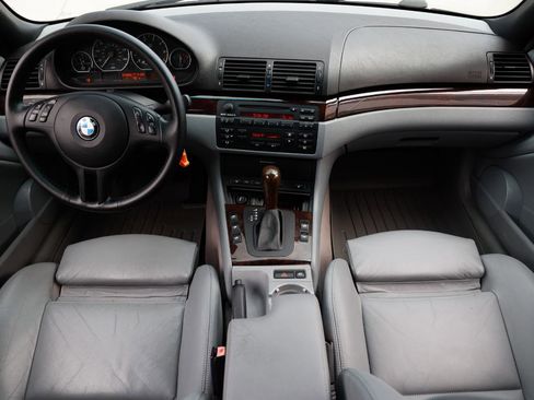 Used 2005 BMW 330Ci Convertible image 2